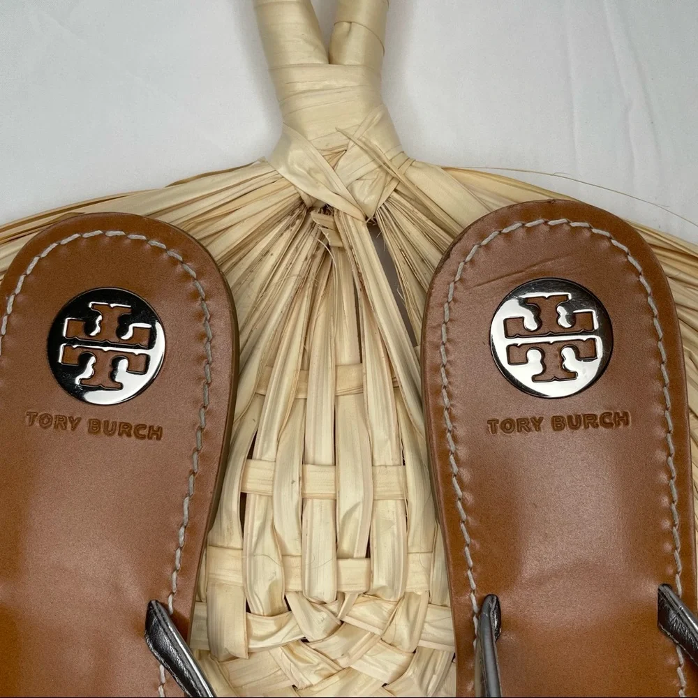 NEW Tory Burch Abitha Flip Flop Sandals 11 Pewter Mirror Metallic Leather Silver - Picture 3 of 10